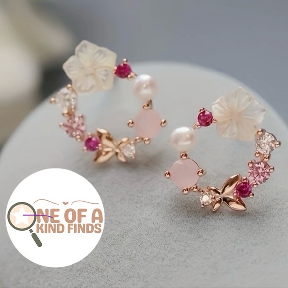 Source Unknown Jewelry - Cubic Zirconia Butterfly and Cherry Blossom Dainty Earrings NWOT